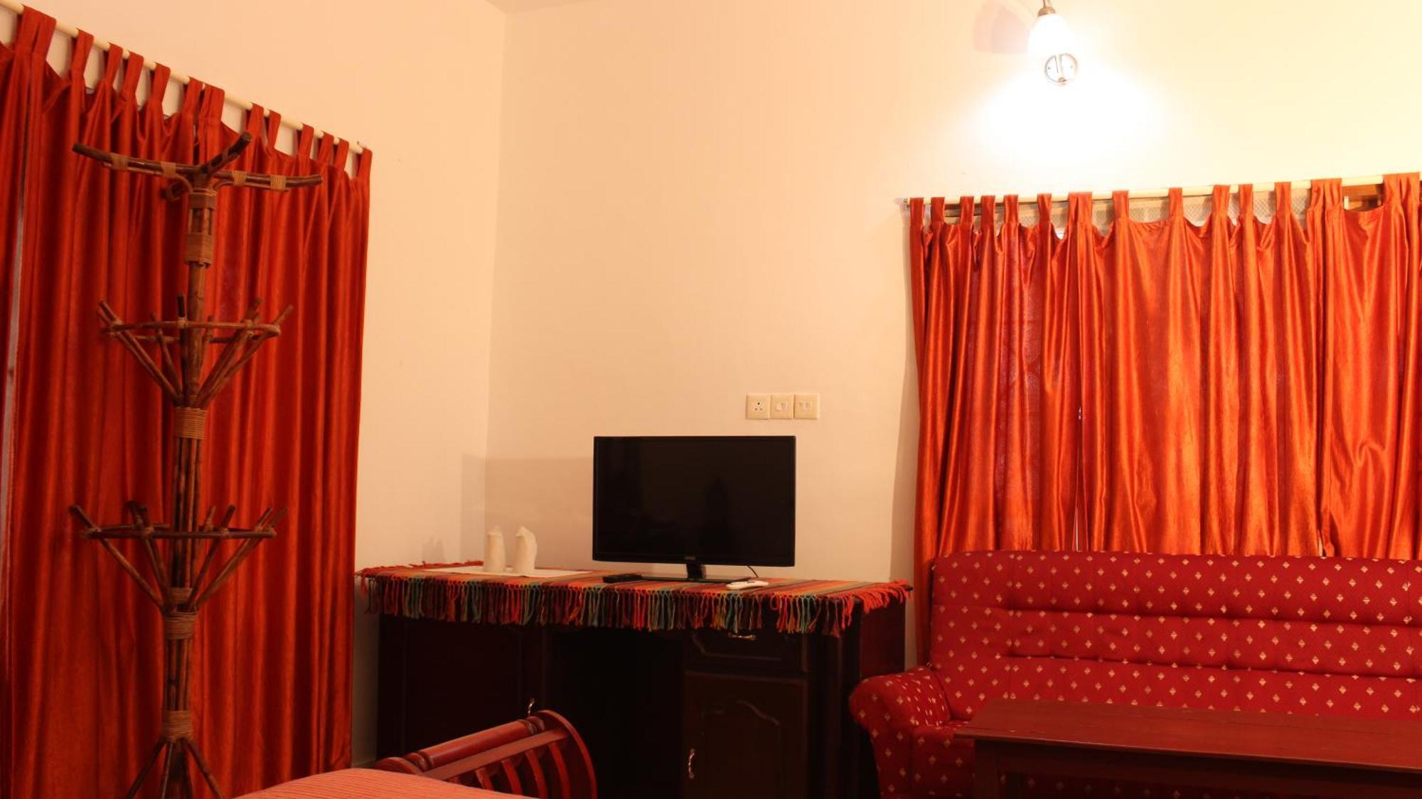 Hill View Beach Resort Варкала Экстерьер фото