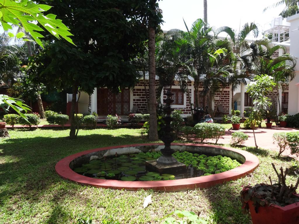 Hill View Beach Resort Варкала Экстерьер фото